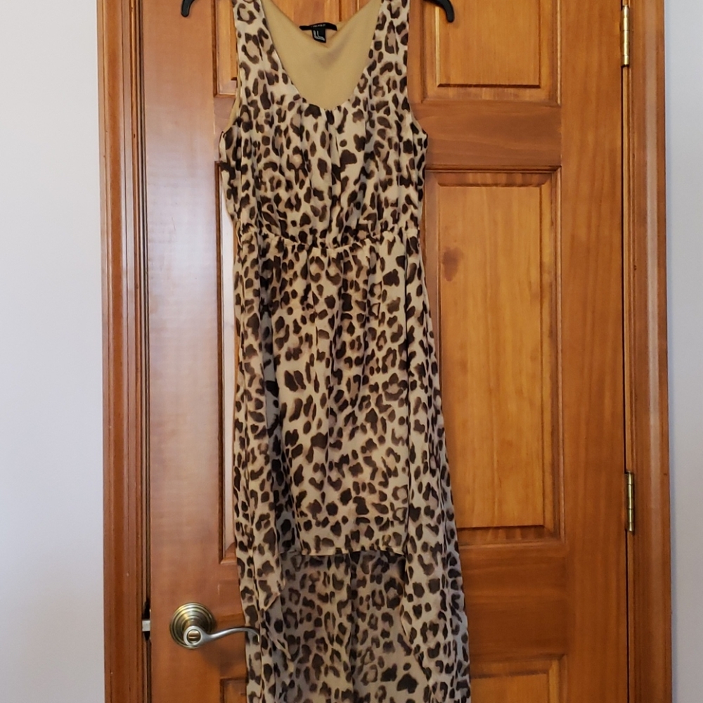 Hi-lo dress